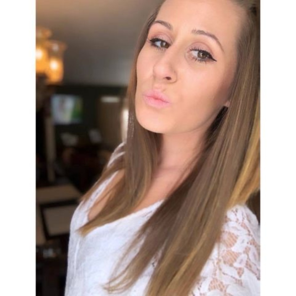 Meet your Posher, Tiffany